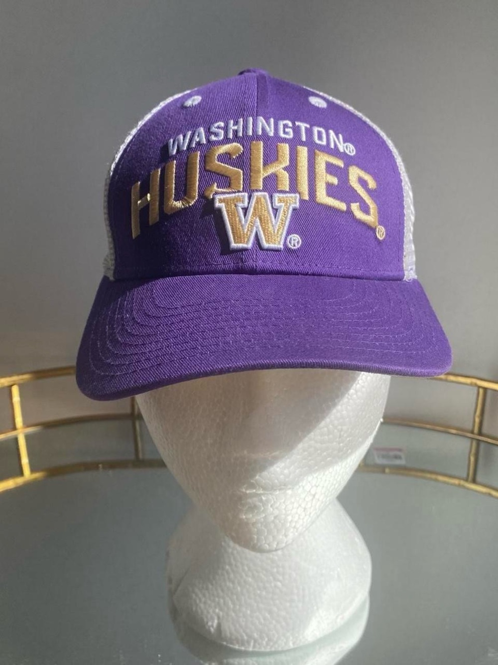 College fan gear collegiate UW university of Washington Huskies cap hat unisex